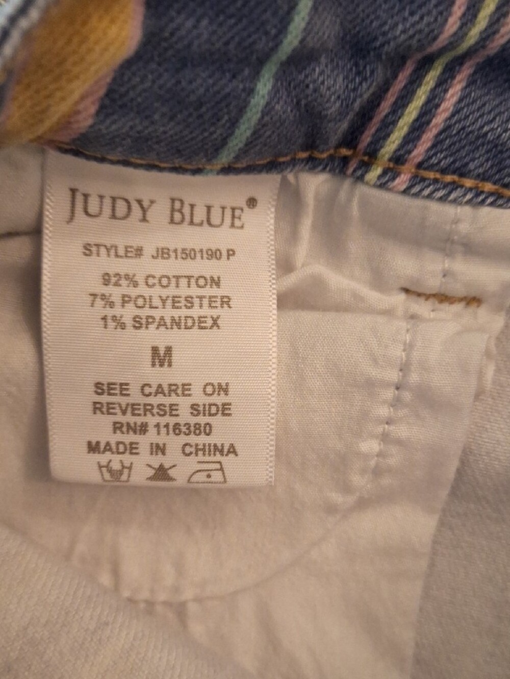 Judy Blue Blue & Cream Striped Frayed Denim Shorts. Size Medium - Picture 4 of 6
